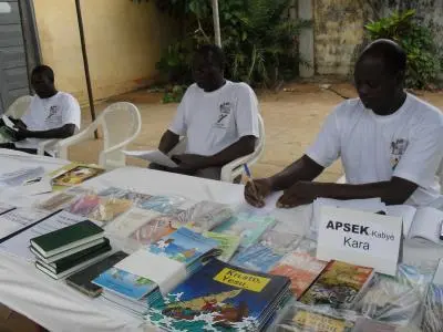 Foire de livres 400-300.jpg